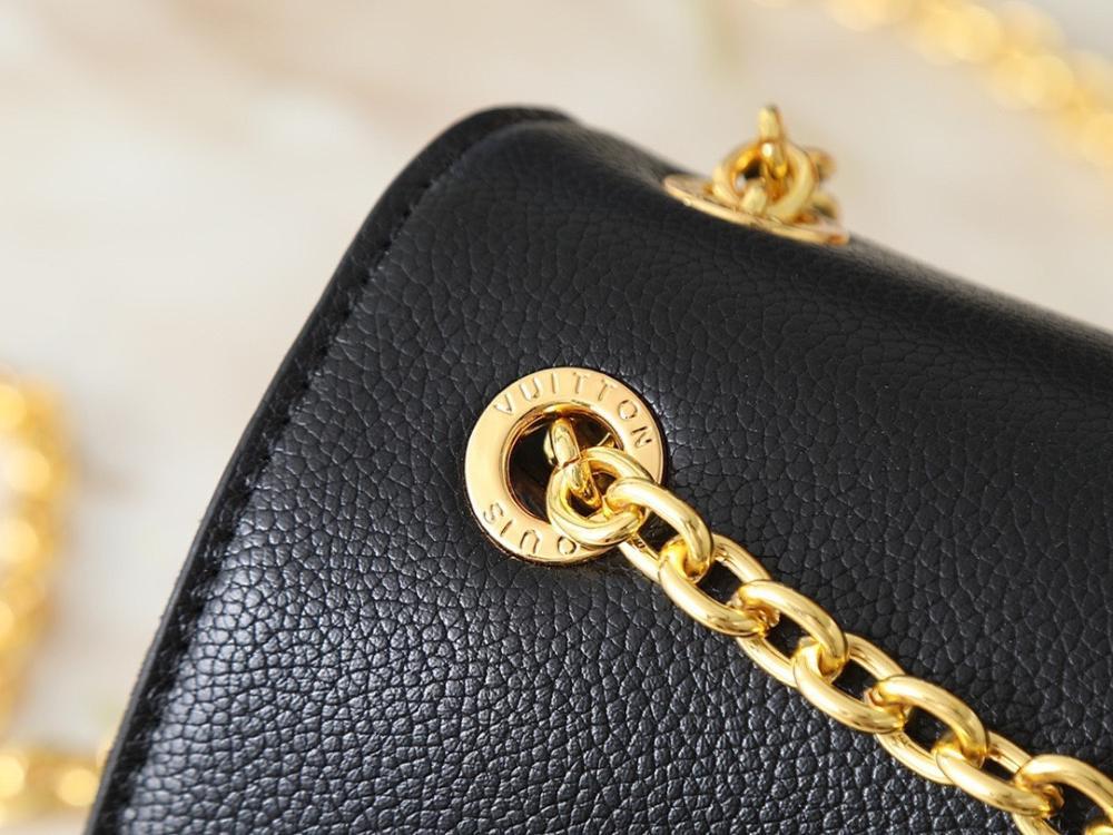 Modern Refined Gold Monogram Leather Shoulder Bag 24x17x9cm