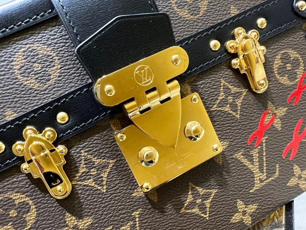 Modern Italian-Inspired Leather Top Handle Bag 24x16x13cm