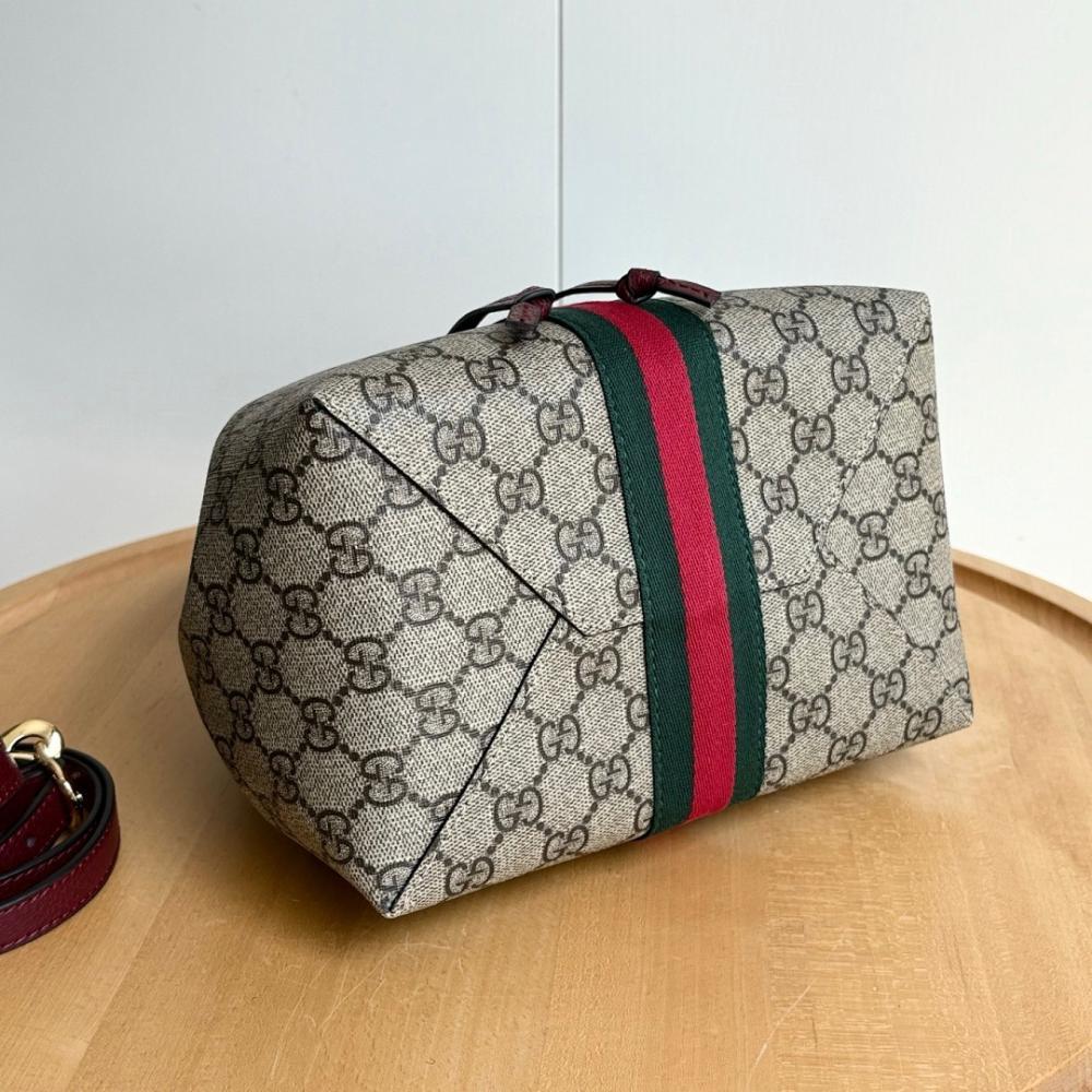 Elegant Shoulder Bag 22x21.5x13cm