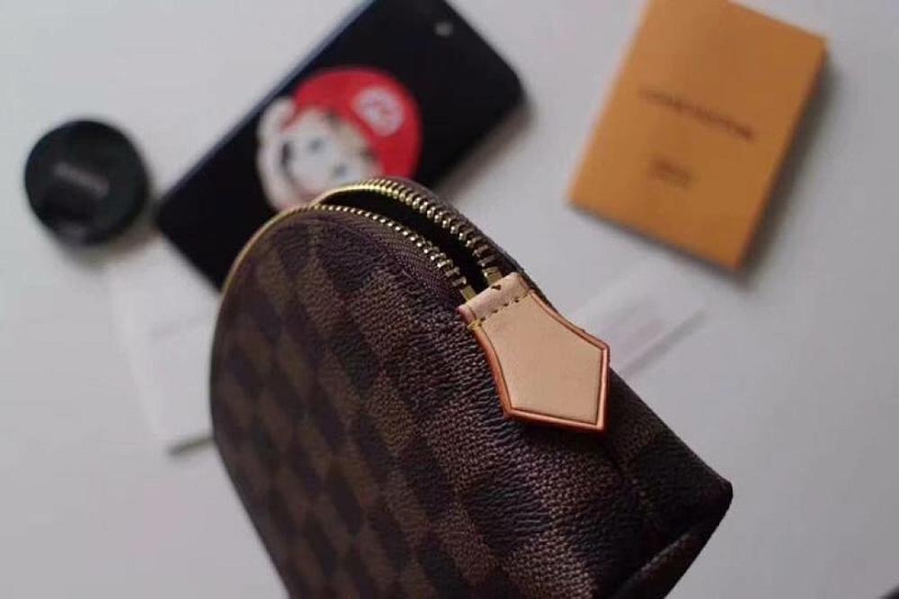 Modern Monogram Crossbody Bag 17x12x6cm