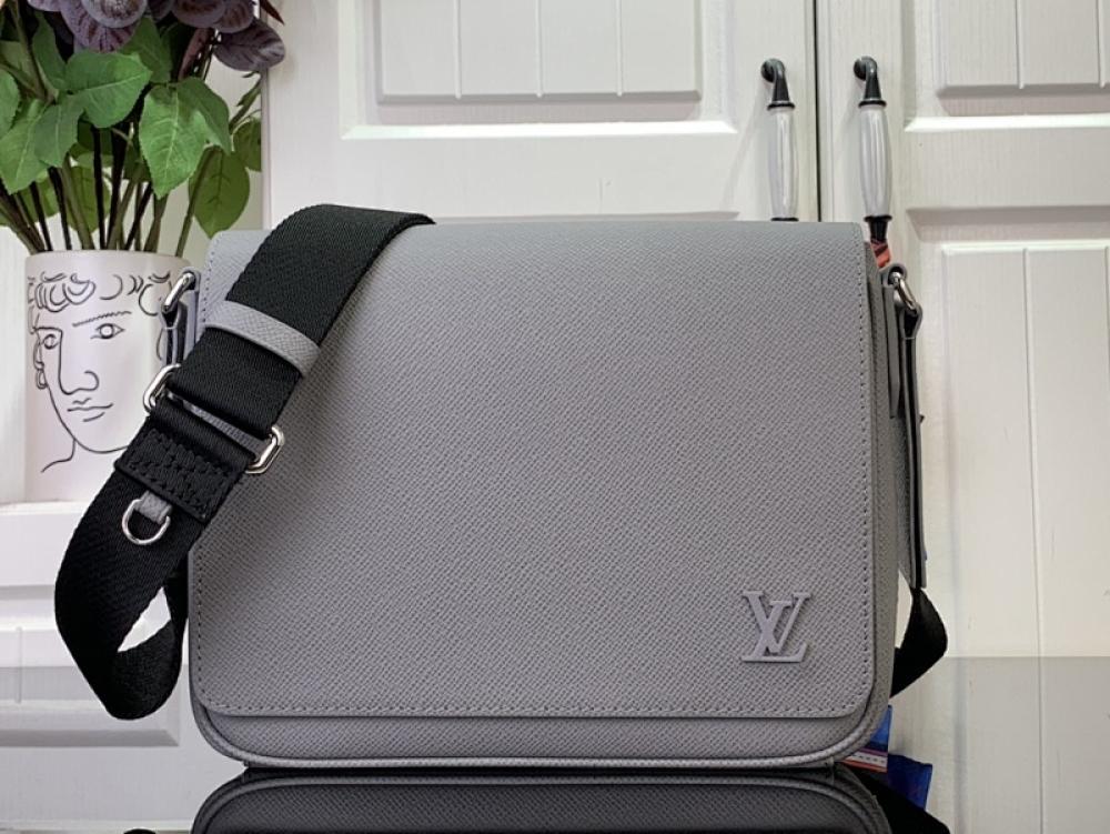 Classic Shoulder Bag Style 885789530
