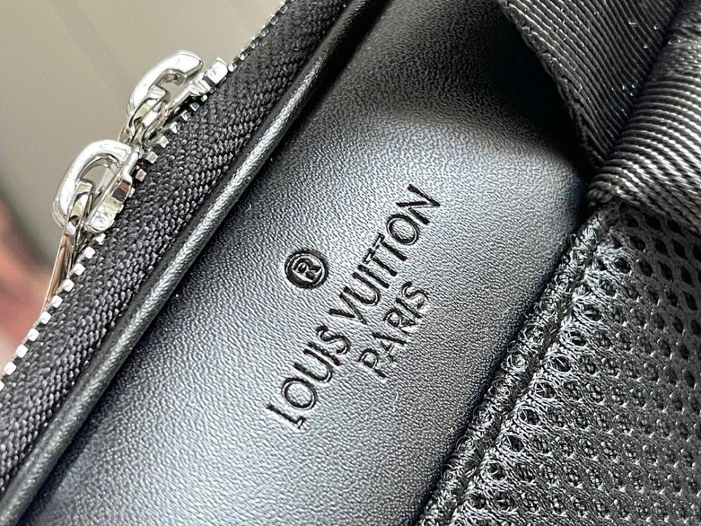 Elegant Refined Leather Crossbody Bag 29x42x13cm
