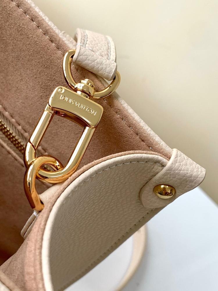 Elegant Leather Shoulder Bag Style 1626176084