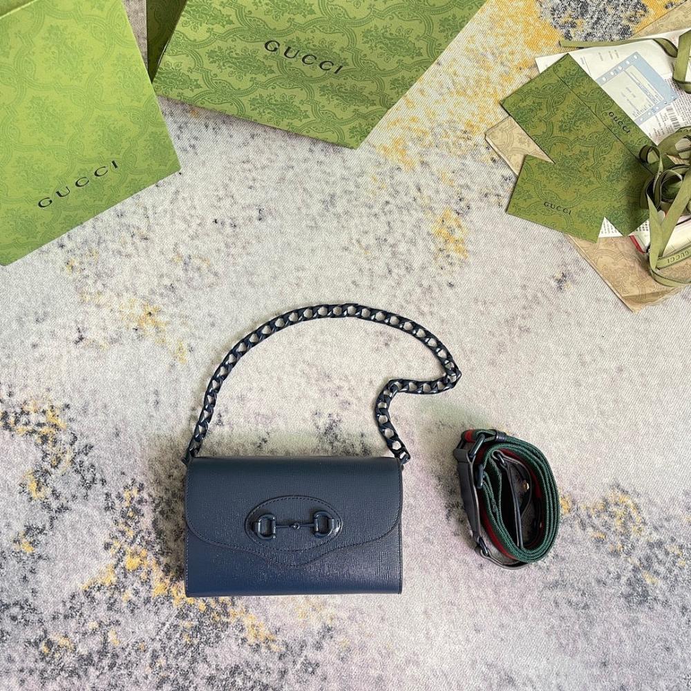 Stylish Refined Crossbody Bag 20x12x5.5cm