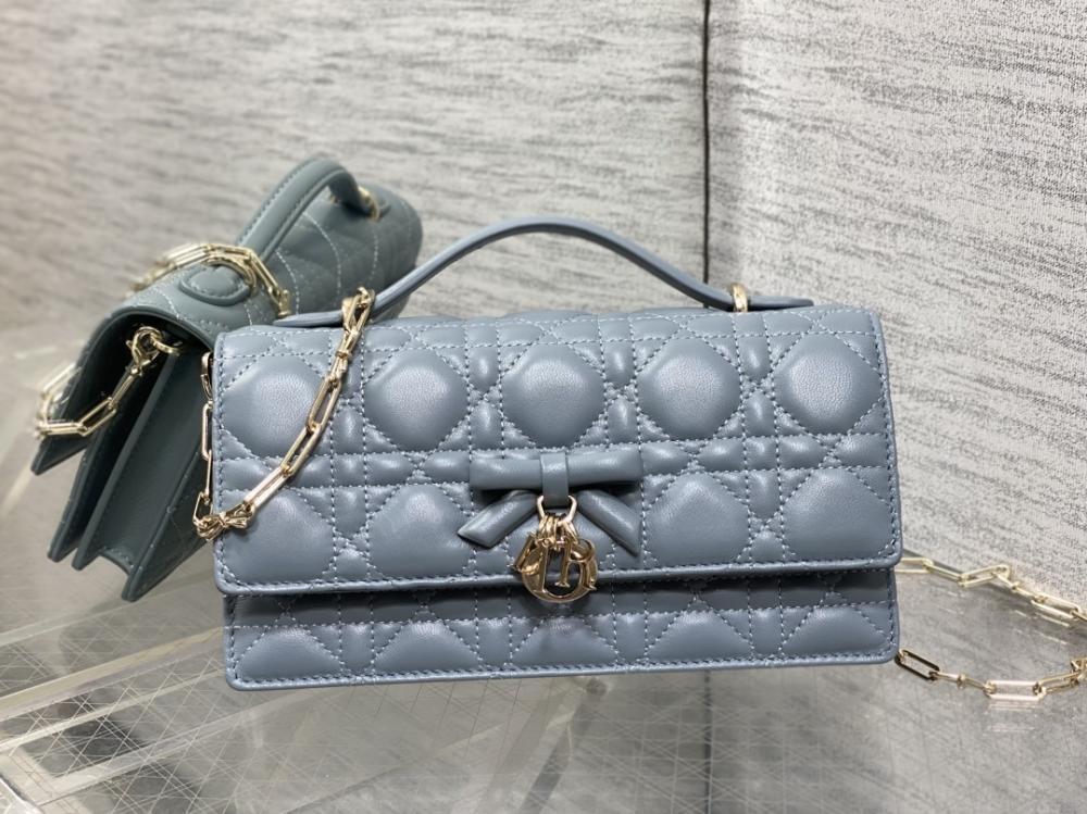 Wallet Style 1070006525
