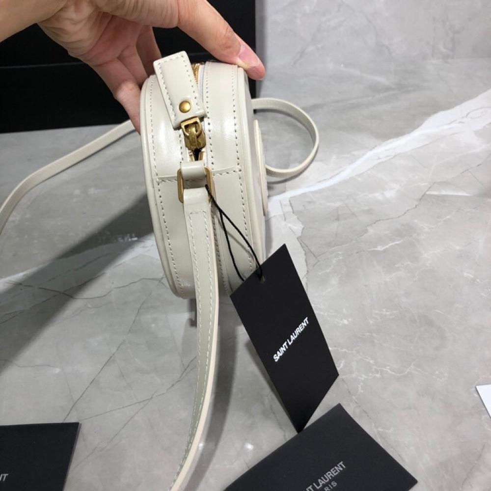 Italian-Inspired Luxury Leather Shoulder Bag 19x13x5.5cm