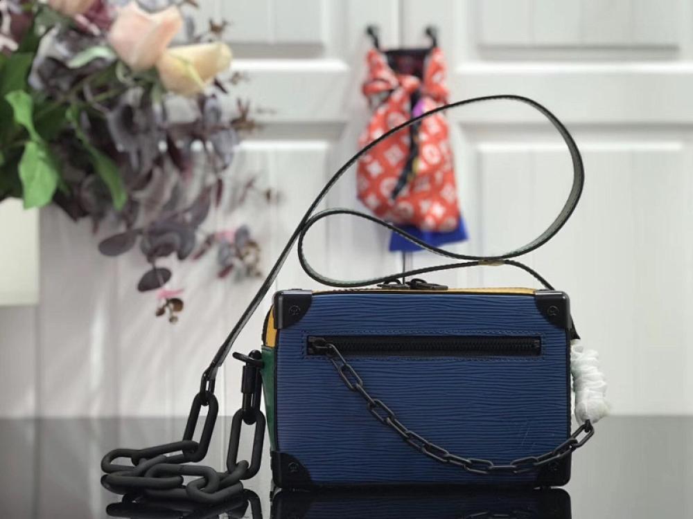 Top Handle Bag Style 539337194