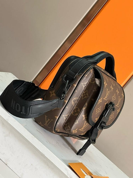 Classic Leather Travel Bag