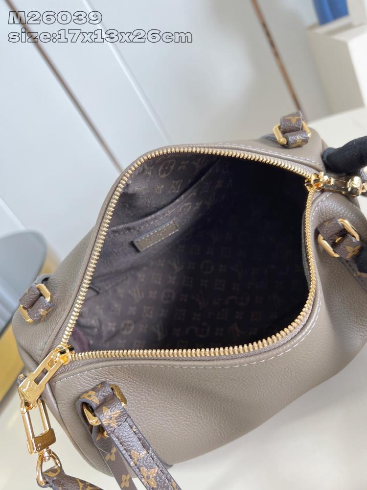 Classic Top Handle Bag Style 551777016