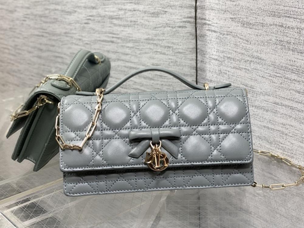 Leather Wallet Style 1393687028