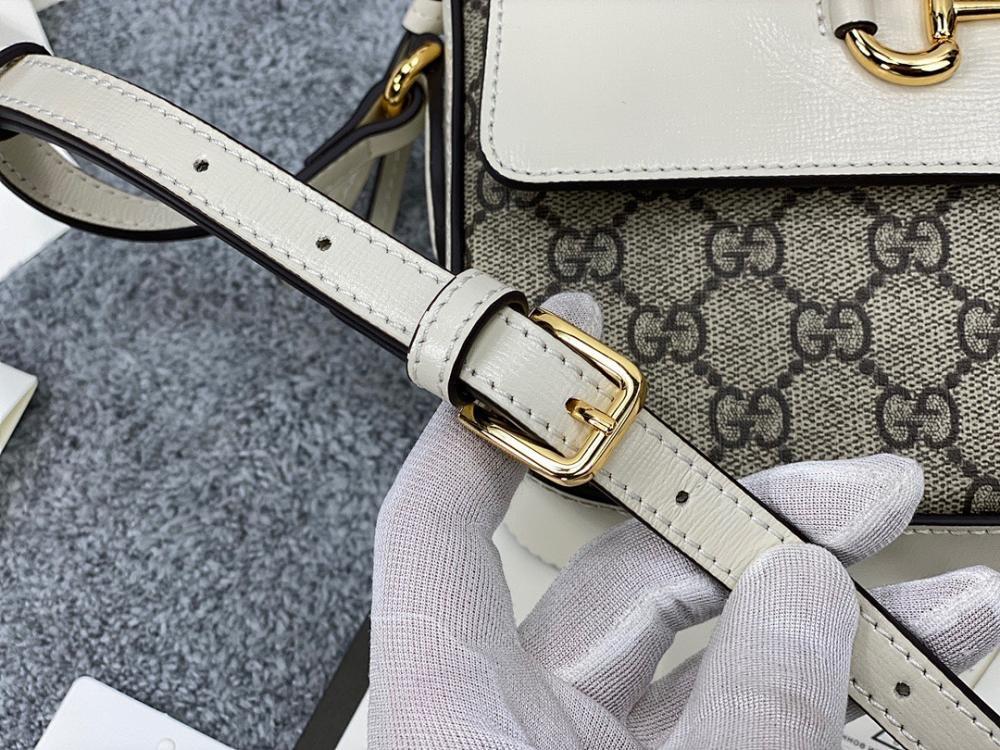 Luxury Crossbody Bag 22.5x17x6.5cm