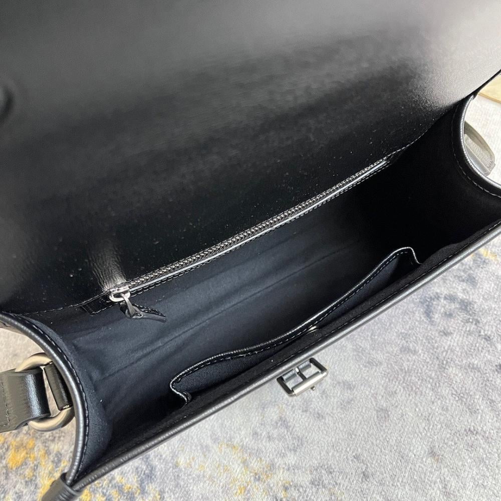 Classic Refined Top Handle Bag 25.4x17x7.8cm