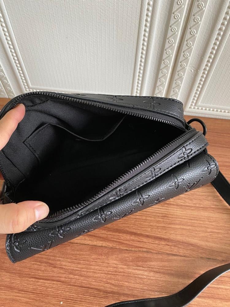 Classic Elegant Shoulder Bag