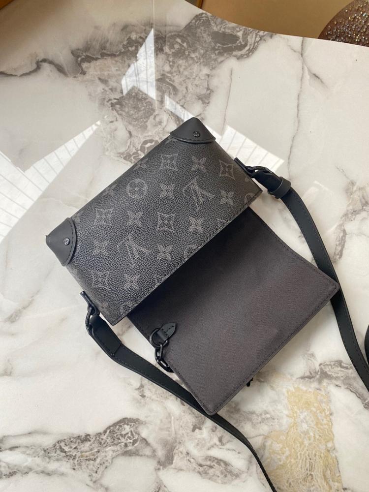 Modern Black Leather Shoulder Bag Black/Pink 18x11x6.5cm
