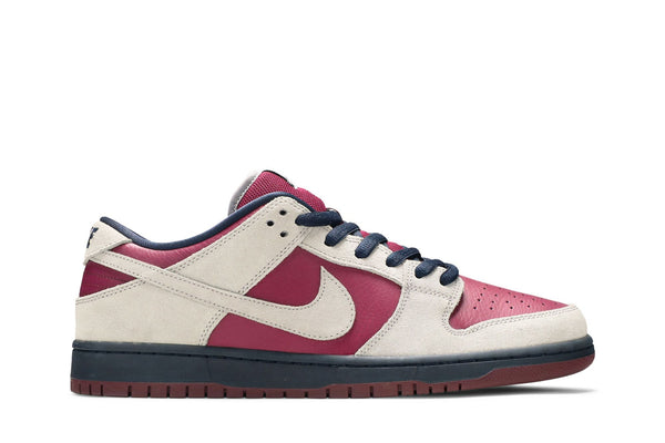 Dunk Low SB 'True Berry'