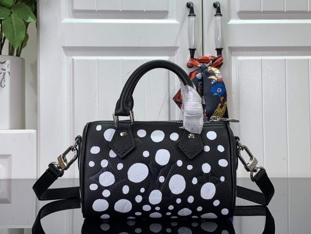 Top Handle Bag Style 414587810