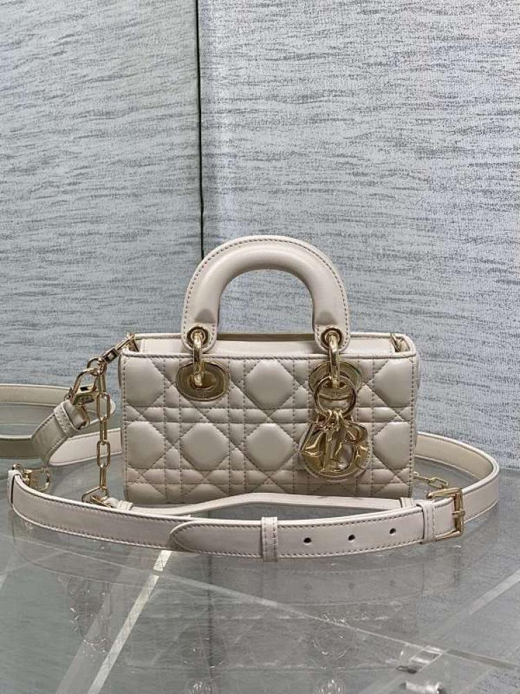 Top Handle Bag Style 753451864