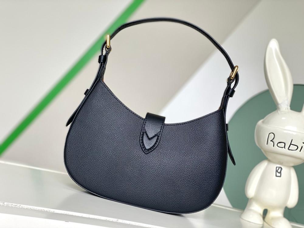 Stylish Premium Leather Shoulder Bag 26x18x7cm