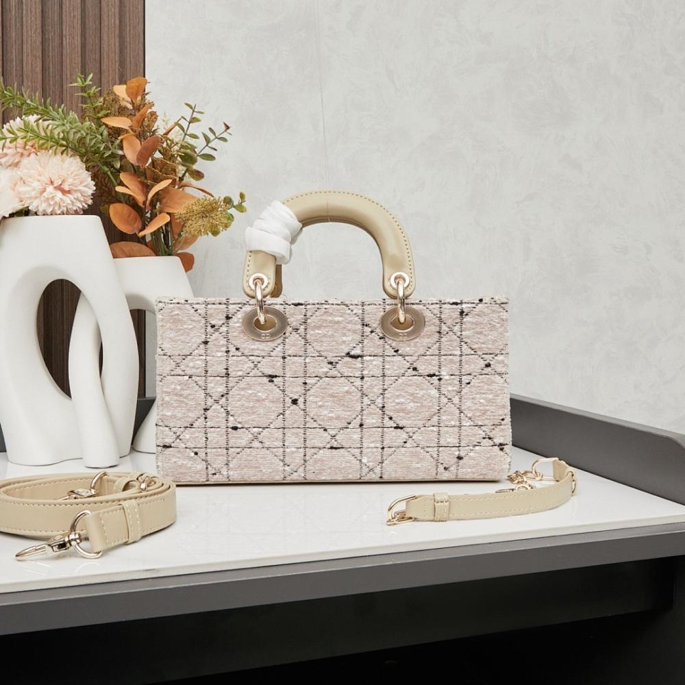 Stylish Refined Quilted Leather Shoulder Bag 26x14x6cm