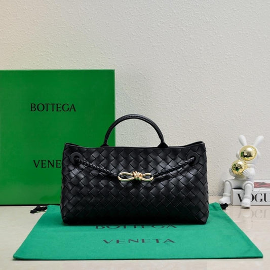 Leather Shoulder Bag Style 1234087096