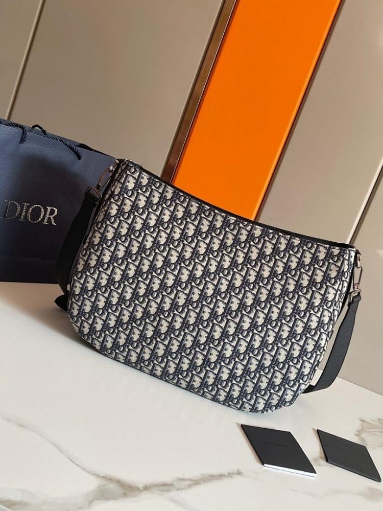 Stylish Refined Grey Calfskin Shoulder Bag