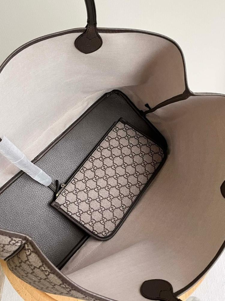 Classic Italian-Inspired Crossbody Bag 40x33x19cm