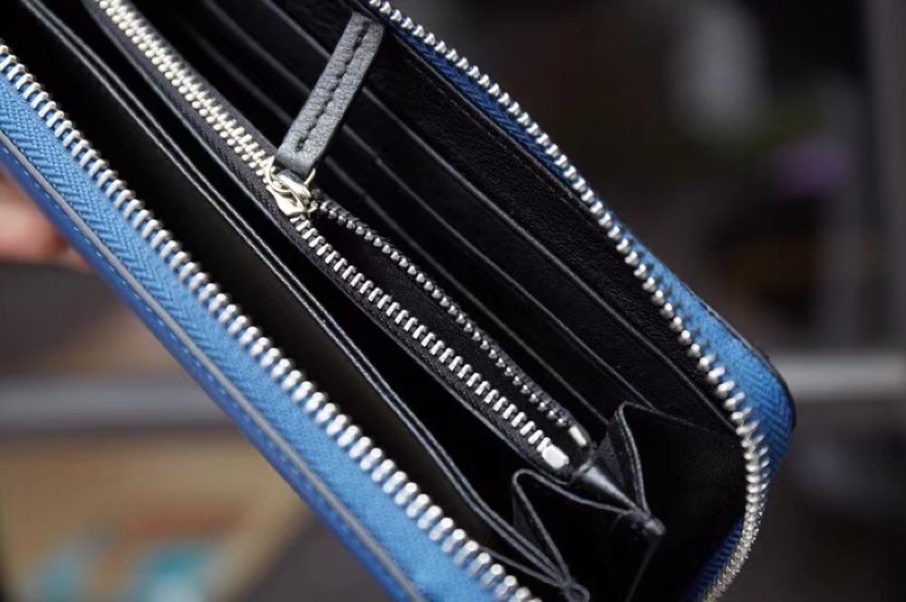Wallet Style 1943652481