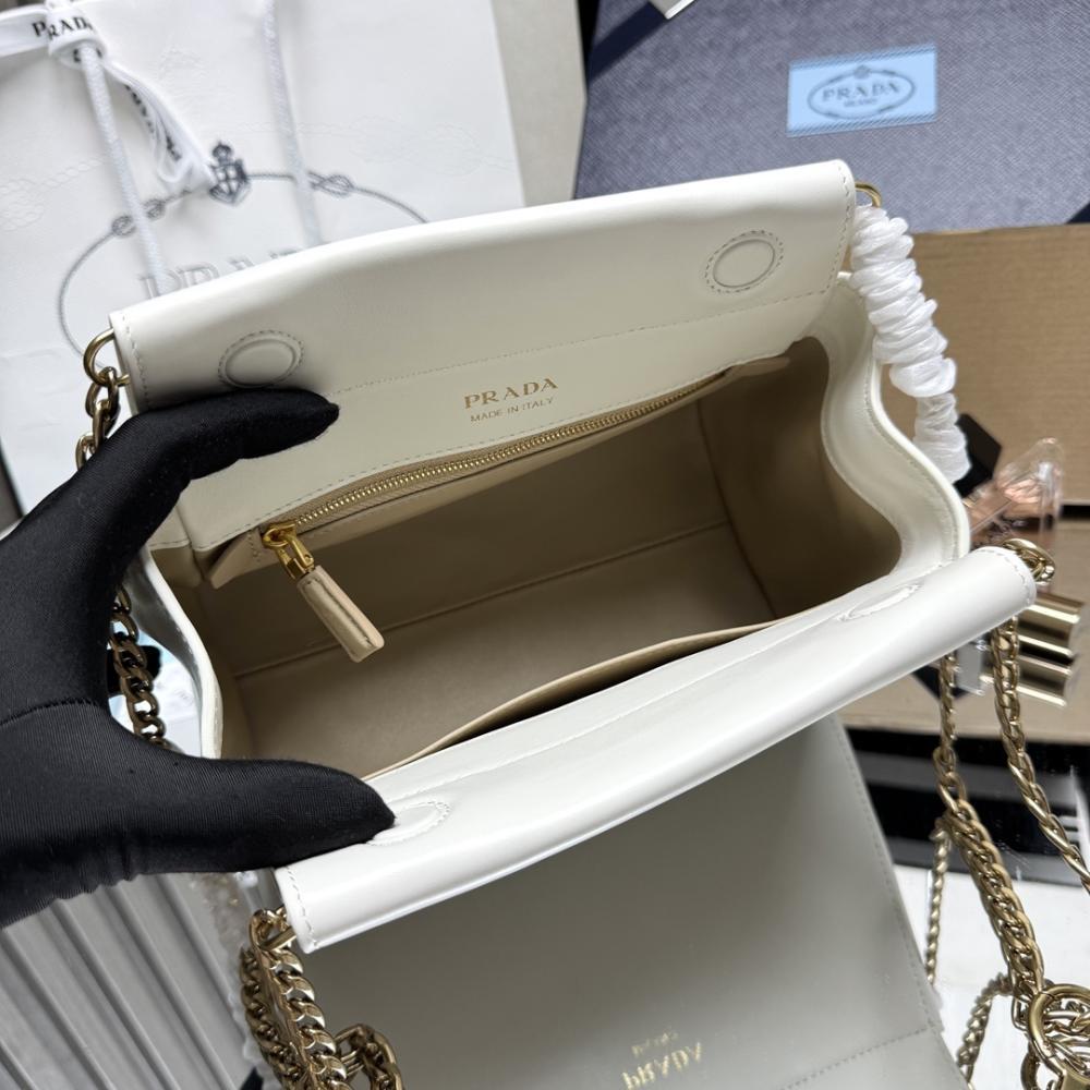 Leather Top Handle Bag Style 811453205