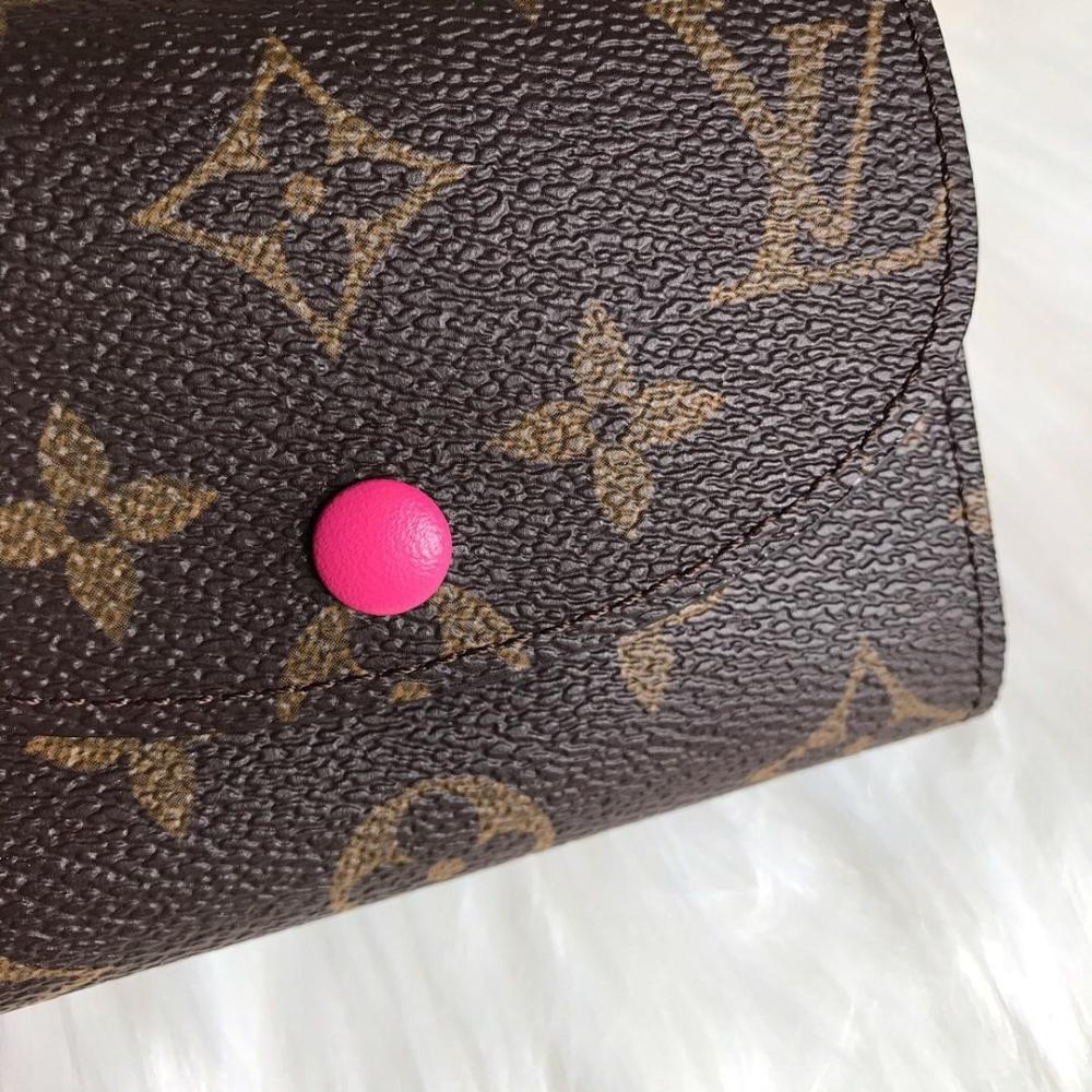 Stylish Gold Leather Wallet