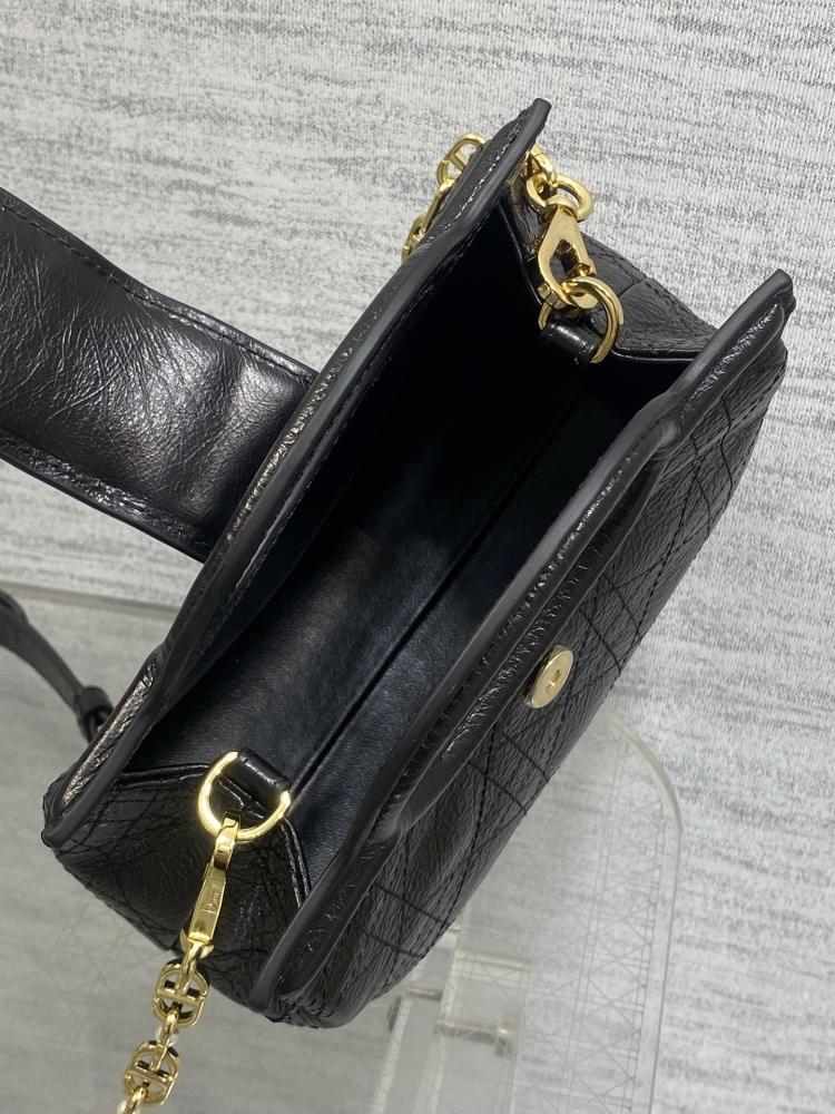 Classic Top Handle Bag Style 358050050