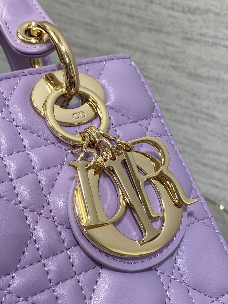 Elegant Top Handle Bag Style 136602073