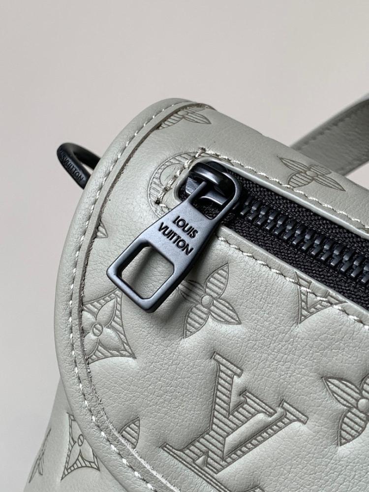 Modern Luxury Monogram Leather Shoulder Bag 22.5x16x5cm