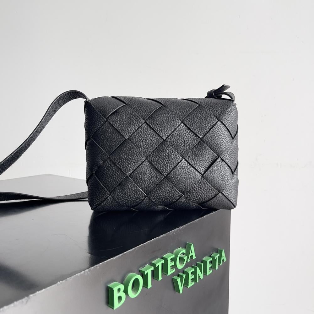 Top Handle Bag Style 640172576