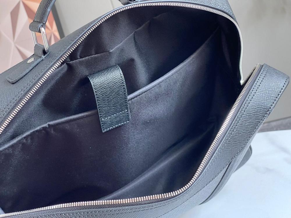 Stylish Shoulder Bag