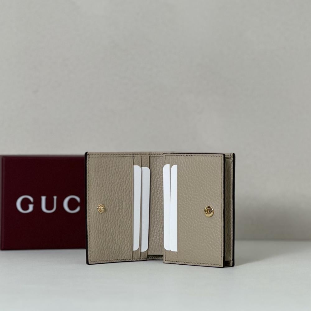 Luxury Wallet Style 590738684
