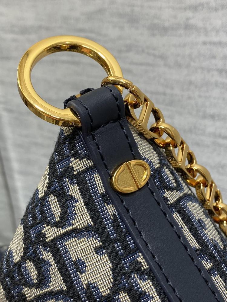 Hobo Bag Style 651505375