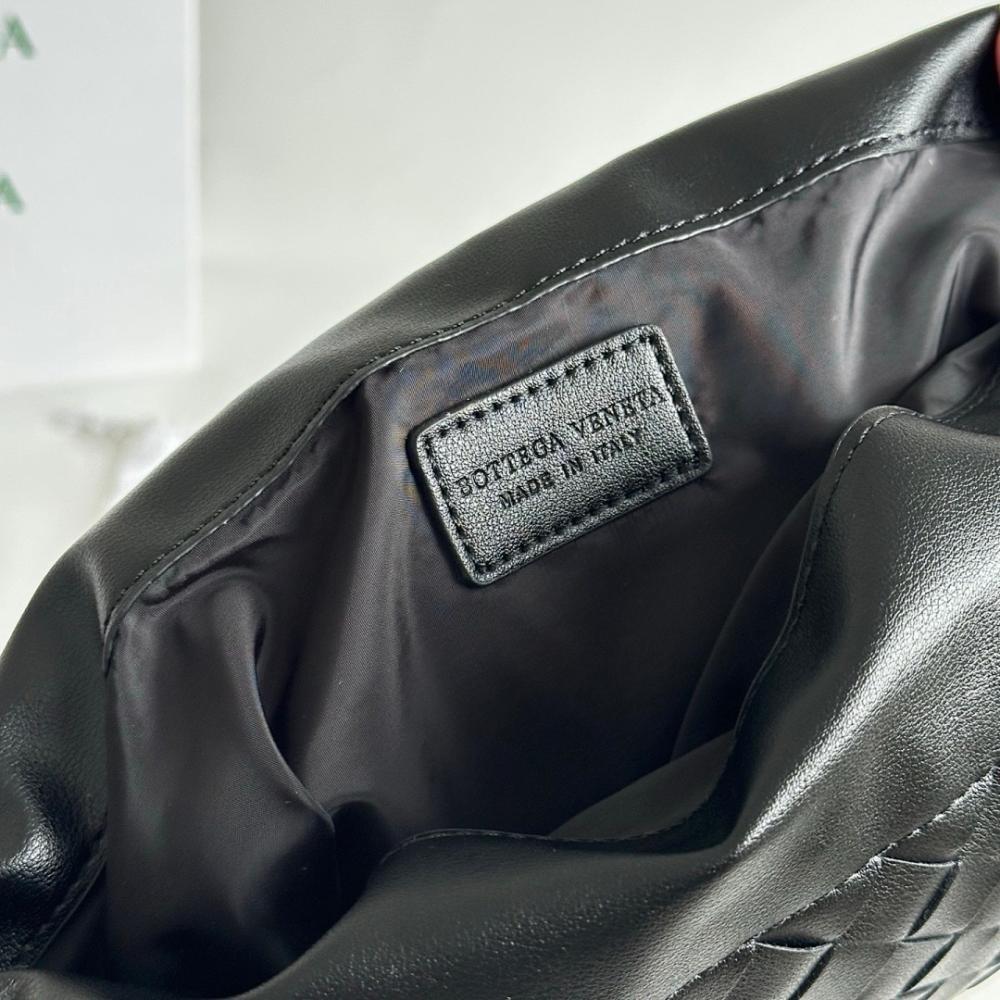 Modern Refined Leather Shoulder Bag 32x23x1cm