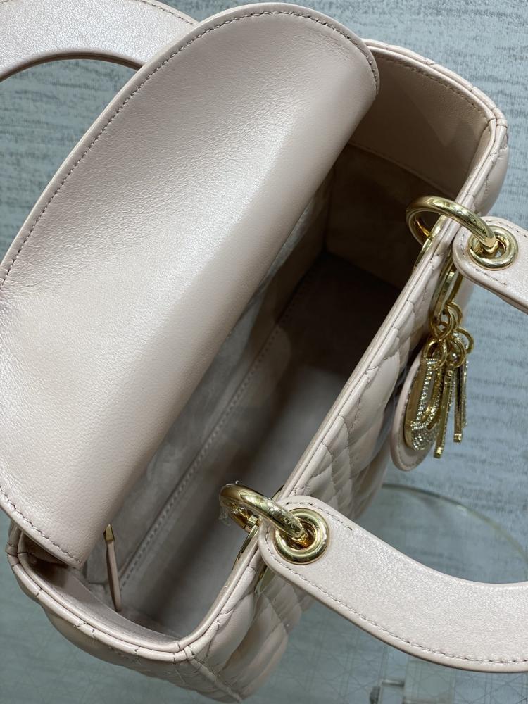 Top Handle Bag Style 155700582