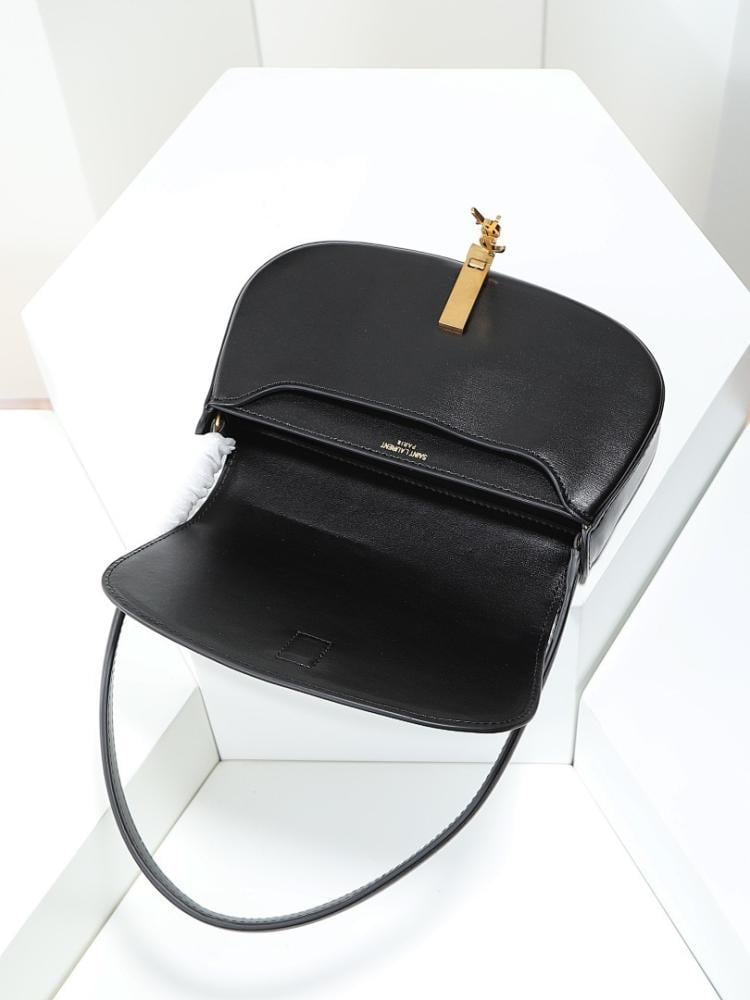 Stylish Premium Shoulder Bag 17.5x13.5x5cm