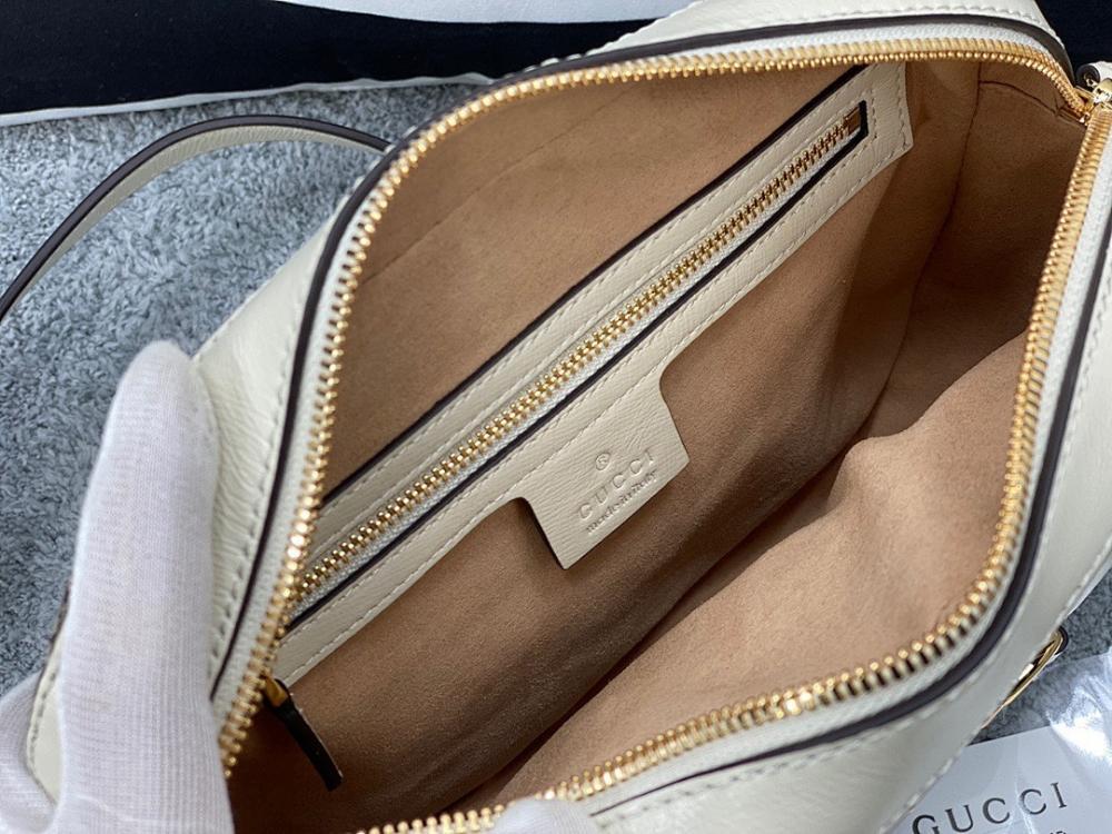 Luxury Crossbody Bag 22.5x17x6.5cm