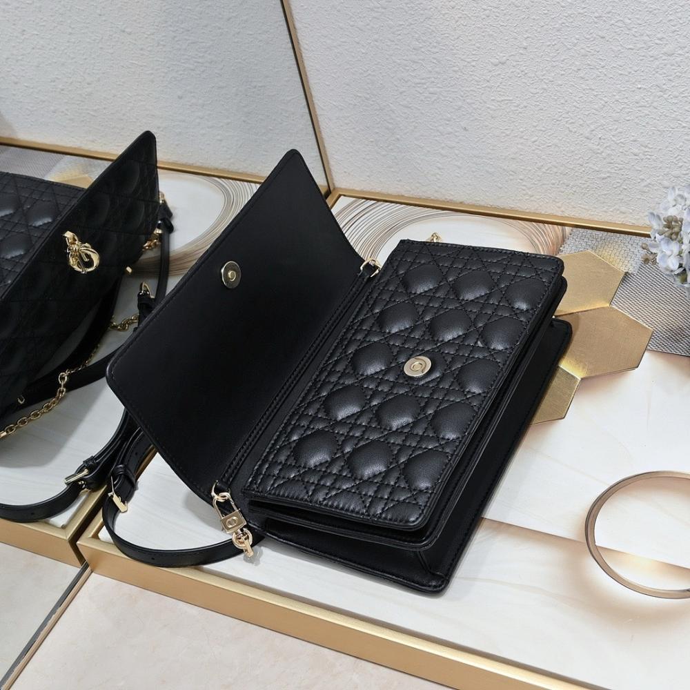 Classic Modern Leather Shoulder Bag 24x7.5x14cm