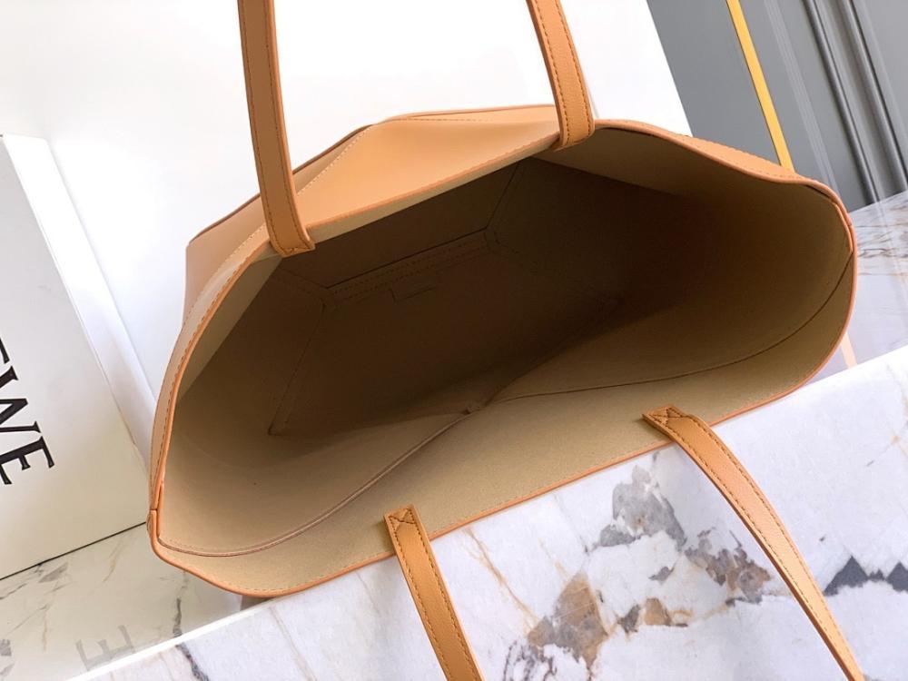 Elegant Premium Leather Shoulder Bag 25.5x31.5x14.5cm
