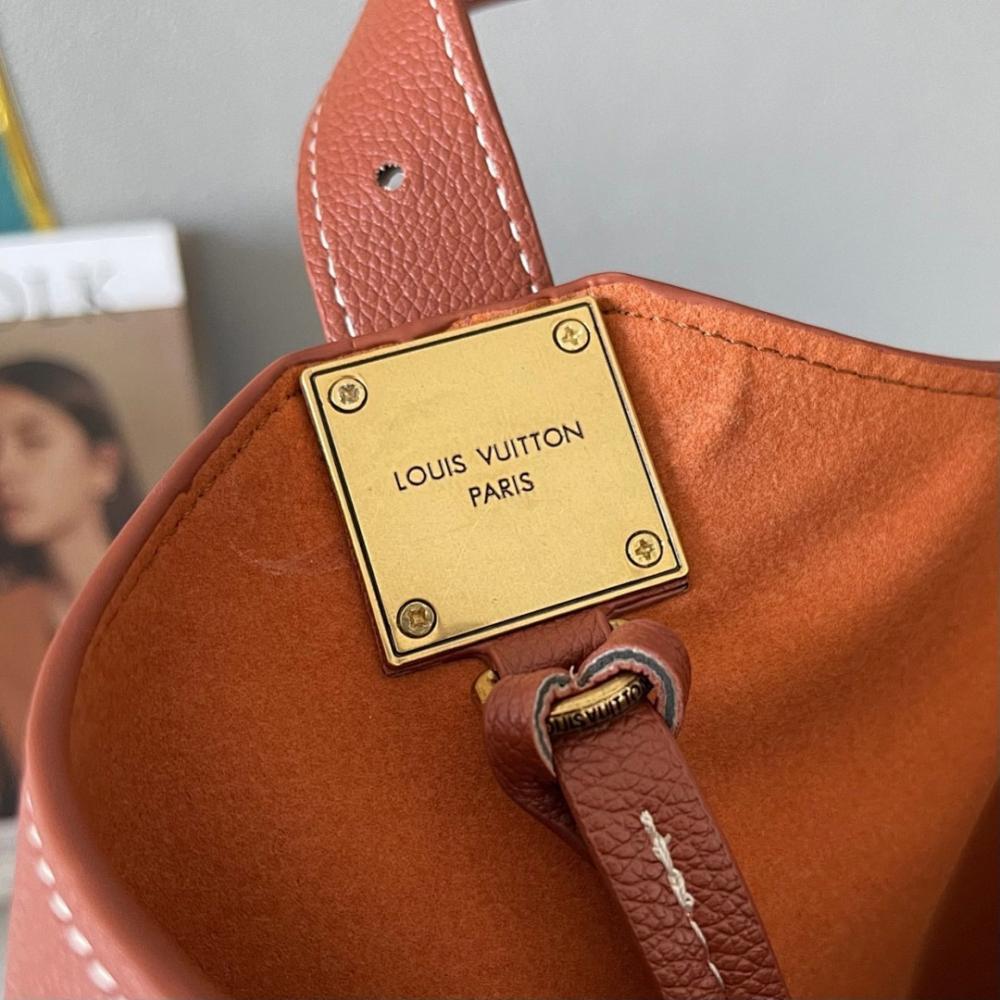 Classic Refined Monogram Leather Hobo Bag 31x35x18cm