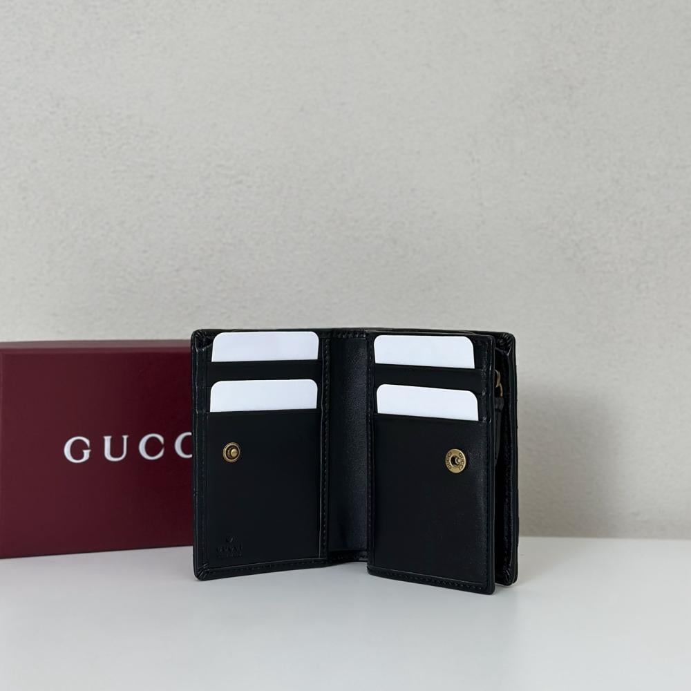 Wallet Style 1579108097