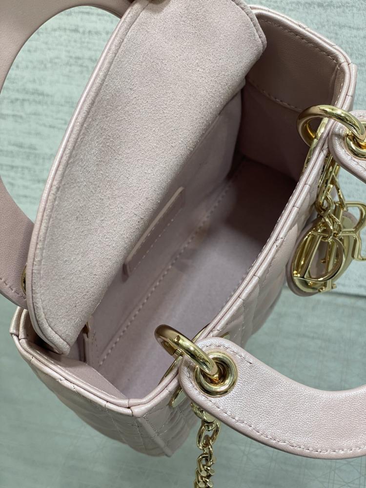 Classic Top Handle Bag Style 415170292
