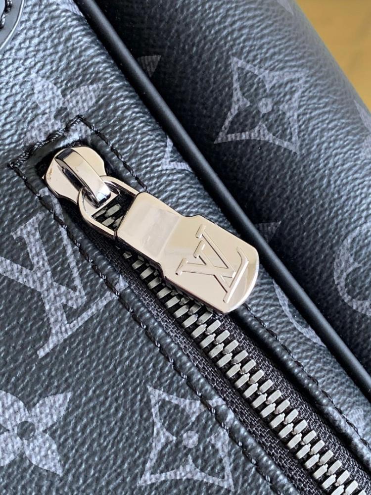 Stylish Leather Shoulder Bag