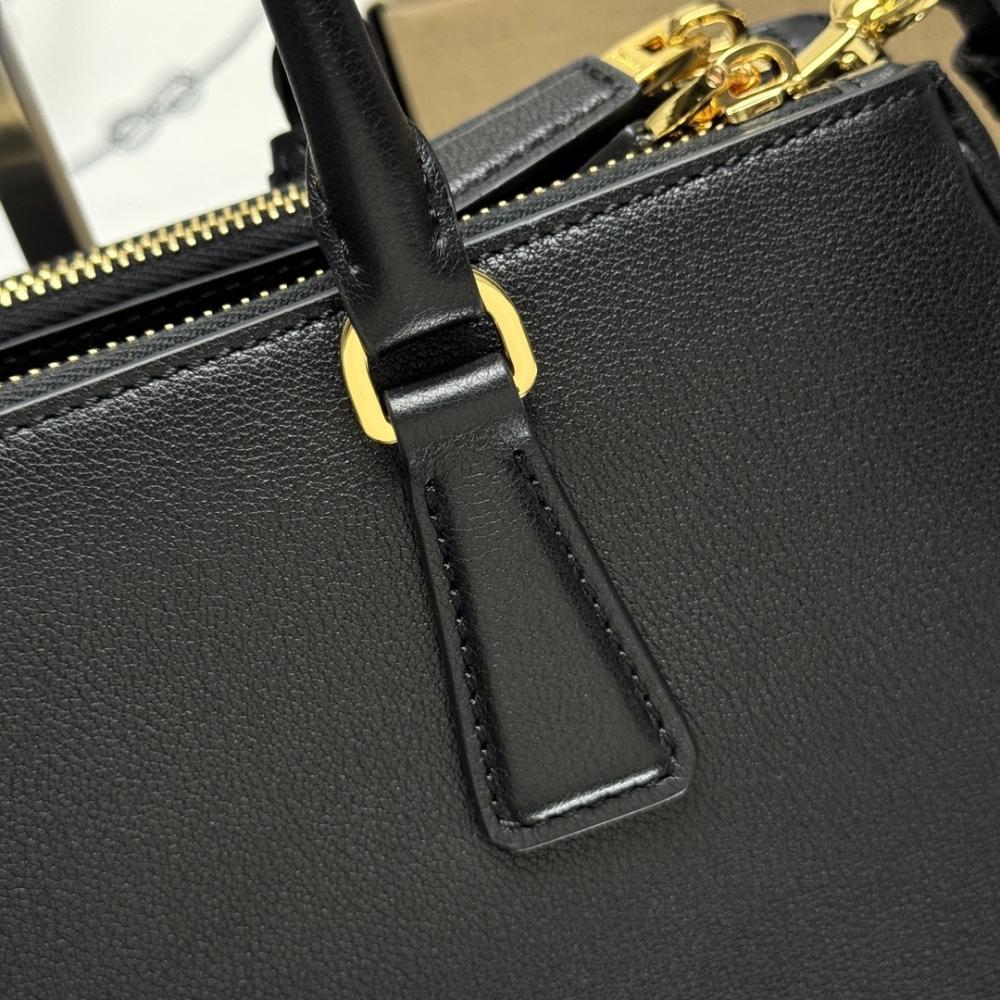 Leather Top Handle Bag Style 1493040068
