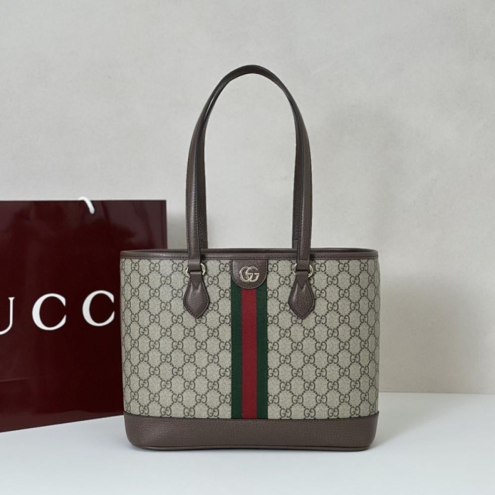 Classic Shoulder Bag