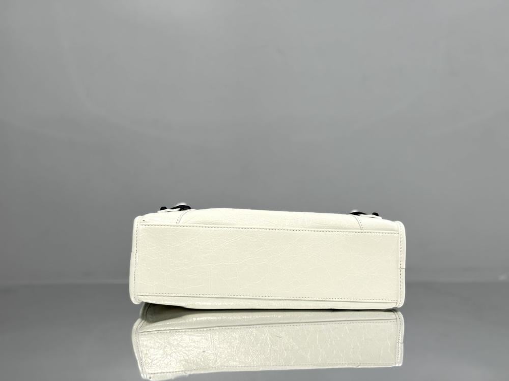 Quilted Top Handle Bag Style 2114071913