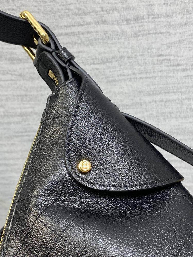 Leather Top Handle Bag Style 626902046